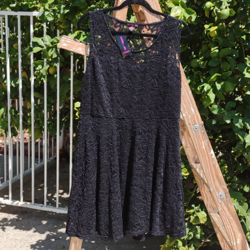 NWT Material Girl Black Lace Lined Midi Fit&Flare